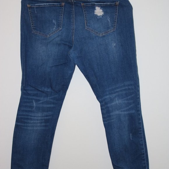 Seven Sisters-Jean Capri Pants - Picture 4 of 5